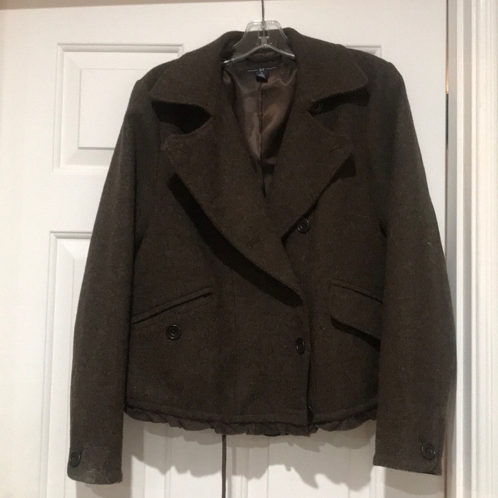 Gap medium weight hip length coat